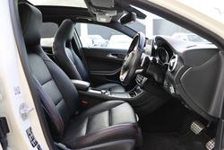 2016 MERCEDES-BENZ
GLA 180