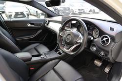 2016 MERCEDES-BENZ
GLA 180