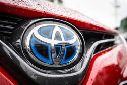 2020 Toyota CAMRY HYBRID Ascent
