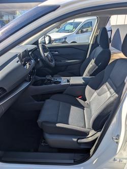 2025 NISSAN X-TRAIL ST