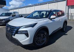 2025 NISSAN X-TRAIL ST