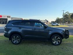 2025 Isuzu MU-X LS-T