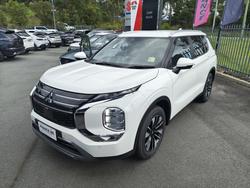 2025 MITSUBISHI Outlander LS