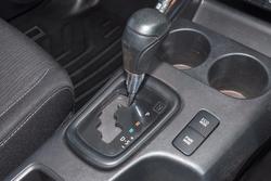 2019 Toyota
Hilux SR