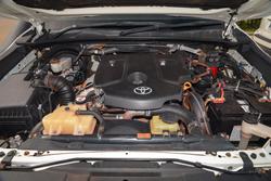 2019 Toyota
Hilux SR