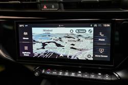 2025 Alfa Romeo Junior Ibrida