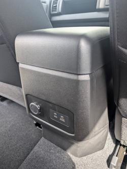 2025 NISSAN NAVARA ST