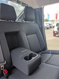 2025 NISSAN NAVARA ST