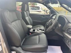 2025 Isuzu MU-X MY25.5 Isuzu MU-X 4X4 LST 3.0 L Automatic (UJOR506D)