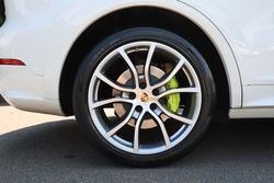 2019 Porsche Cayenne E-Hybrid