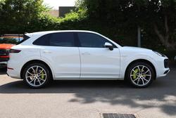 2019 Porsche Cayenne E-Hybrid