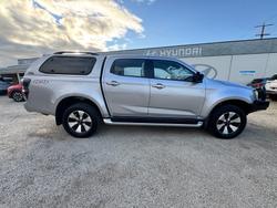 2021 ISUZU D-MAX LS-U
