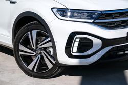 2025 Volkswagen T-Roc 140TSI R-Line