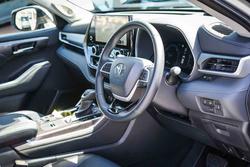 2024 Toyota Kluger Hybrid AWD GRANDE