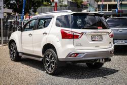 2020 ISUZU MU-X LS-T (4x4)