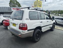 2004 TOYOTA