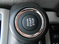 2025 Suzuki Swift Hybrid Plus