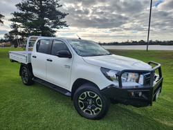 2019 Toyota Hilux SR
