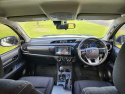 2019 Toyota Hilux SR