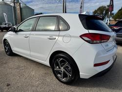 2023 HYUNDAI i30