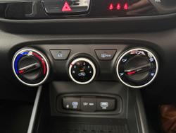 2025 Hyundai Venue Active