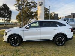 2025 Kia
Sorento Sport+