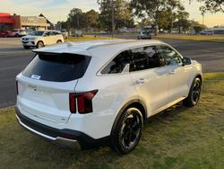 2025 Kia
Sorento Sport+