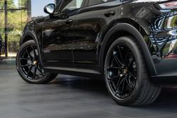 2024 Porsche Cayenne Turbo GT