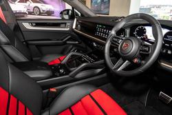 2024 Porsche Cayenne Turbo GT