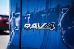 2022 Toyota RAV 4 Hybrid Cruiser-AWD