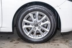 2017 Mazda
                3 Maxx