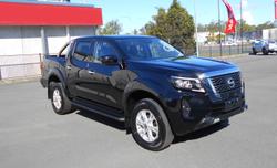 2025 Nissan
Navara ST