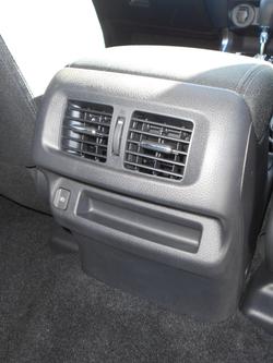 2025 Nissan
Navara ST