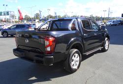 2025 Nissan
Navara ST