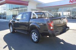 2025 Nissan
Navara ST