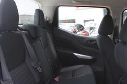 2024 Nissan Navara SL