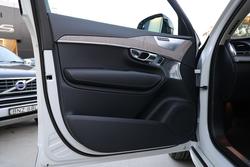 2024 Volvo
XC90 Ultra T8 Plug-In Hybrid