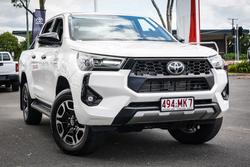 2024 Toyota HILUX SR5