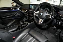 2017 BMW
5 Series 530i M Sport
