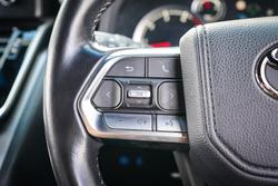 2024 Toyota LANDCRUISER GXL