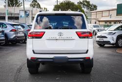 2024 Toyota LANDCRUISER GXL
