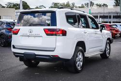2024 Toyota LANDCRUISER GXL
