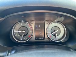 2020 Toyota Hilux 4x4 Hilux 4x4 SR 2.8L T Diesel Automatic Double Cab 2L71000 001