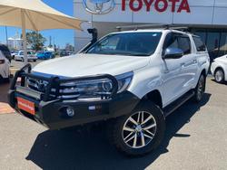 2017 TOYOTA HILUX SR5 (4x4)