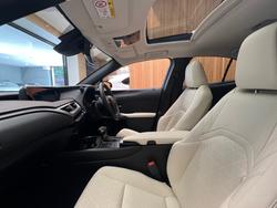 2022 Lexus
                UX200 Sports Luxury 2.0L Petrol Auto CVT SUV