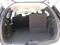 2025 Isuzu MU-X MY25.5 Isuzu MU-X 4X4 LSM 3.0 L Automatic (UJOR504D)