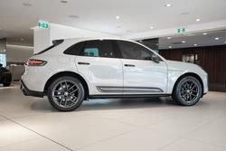 2024 Porsche Macan T