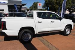 2026 Nissan Navara SL