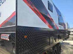 2024 Retreat Daydream 194B Bunks