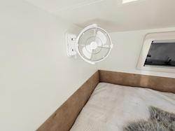 2024 Retreat Daydream 194B Bunks